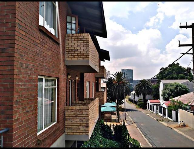 1 BEDROOM APARTMENT FOR SALE IN AUCKLAND PARK